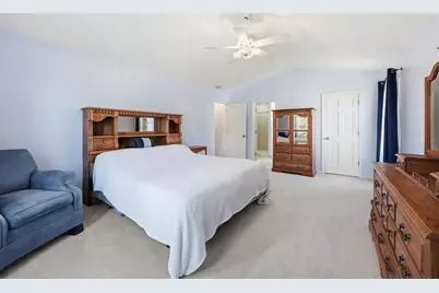 997 Village Road, Crystal Lake, IL 60014 - Photo 18