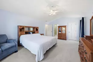 997 Village Rd, Crystal Lake, IL 60014 - Photo 18