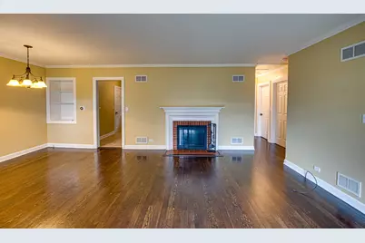 706 Michigan Street, Wheaton, IL 60187 - Photo 8