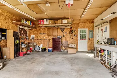 812 W 3rd Street, Gilman, IL 60938 - Photo 52
