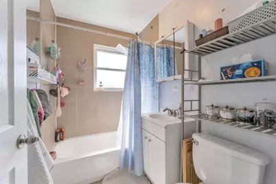 5334 N Lovejoy Avenue, Chicago, IL 60630 - Photo 20