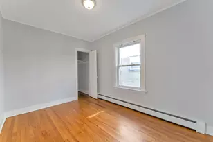 5334 N Lovejoy Ave, Chicago, IL 60630 - Photo 6