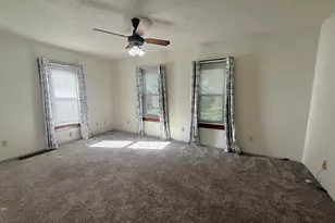 809 Inlet Ave, Dixon, IL 61021 - Photo 2