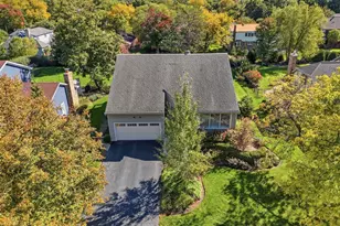 8361 Clynderven Rd, Burr Ridge, IL 60527 - Photo 38