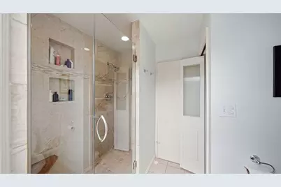 8361 Clynderven Road, Burr Ridge, IL 60527 - Photo 24