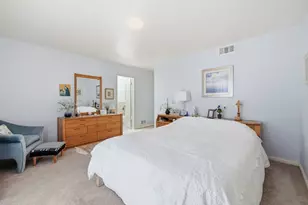 8361 Clynderven Rd, Burr Ridge, IL 60527 - Photo 22