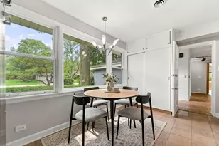 311 N Mac Arthur Blvd, Mount Prospect, IL 60056 - Photo 20