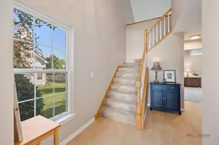 1201 W Danbury Dr, Cary, IL 60013 - Photo 4