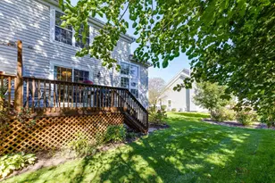 1201 W Danbury Dr, Cary, IL 60013 - Photo 30