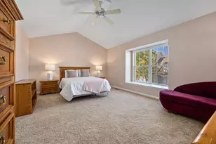1201 W Danbury Dr, Cary, IL 60013 - Photo 18