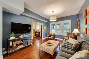 2636 N Drake Ave, Chicago, IL 60647 - Photo 6