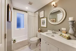 2636 N Drake Ave, Chicago, IL 60647 - Photo 18