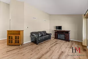 9241 Windsor Pkwy, Tinley Park, IL 60487 - Photo 4