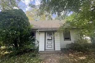 7534 Latrobe Ave, Burbank, IL 60459 - Photo 1