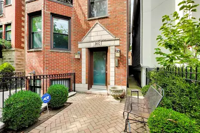 2032 N Burling Street #3, Chicago, IL 60614 - Photo 2