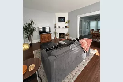 1211 E Jefferson Street, Bloomington, IL 61701 - Photo 6