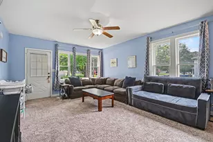 330 Pleasant St, Sheridan, IL 60551 - Photo 12