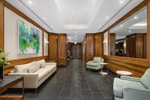 990 N Lake Shore Dr, Chicago, IL 60611 - Photo 2