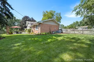 328 Spruce Dr, Naperville, IL 60540 - Photo 24