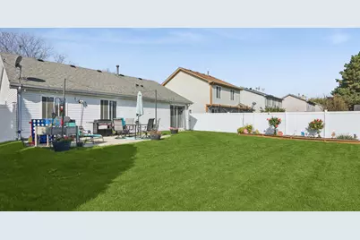 156 Sycamore Avenue, Streamwood, IL 60107 - Photo 18