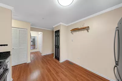 560 Jennifer Circle, Mundelein, IL 60060 - Photo 6