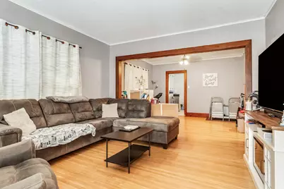 919 E Washington Street, Pontiac, IL 61764 - Photo 8