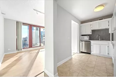 200 N Dearborn Street #4001, Chicago, IL 60601 - Photo 8