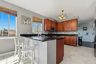 2797 Avalon Ln, Montgomery, IL 60538 - Photo 6