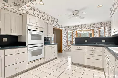 14289 W Shelley Lane, Wadsworth, IL 60083 - Photo 14