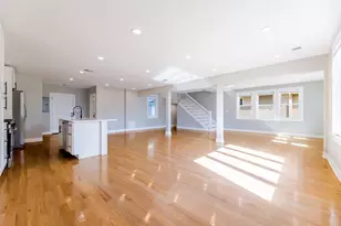 5708 W 84th Pl, Burbank, IL 60459 - Photo 6