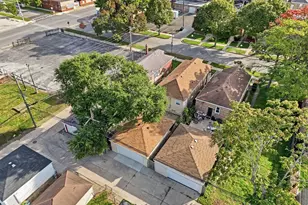 8718 S Euclid Ave, Chicago, IL 60617 - Photo 34