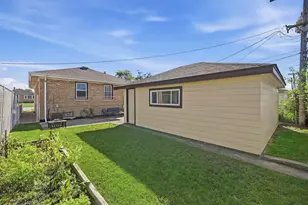2416 Ernst St, Franklin Park, IL 60131 - Photo 24
