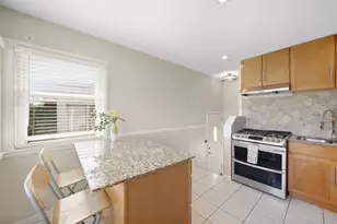 2416 Ernst St, Franklin Park, IL 60131 - Photo 8