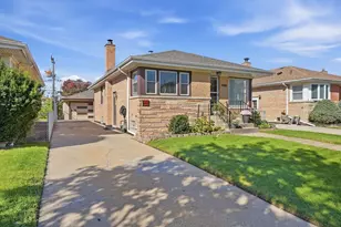 2416 Ernst St, Franklin Park, IL 60131 - Photo 2