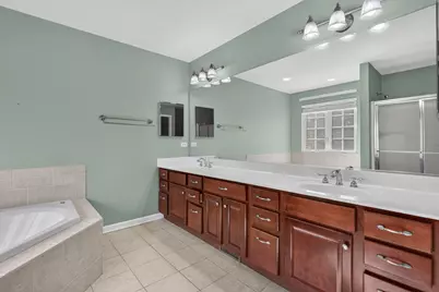 1763 Goldsboro Lane, Crystal Lake, IL 60014 - Photo 32