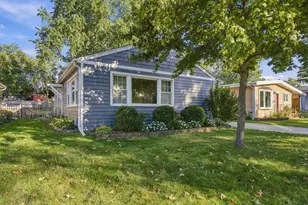 559 S Park Rd, Lombard, IL 60148 - Photo 2