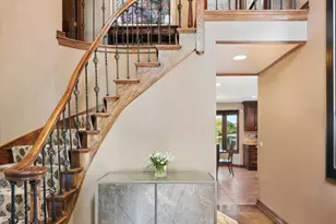 2342 Mohawk Ln, Glenview, IL 60026 - Photo 6