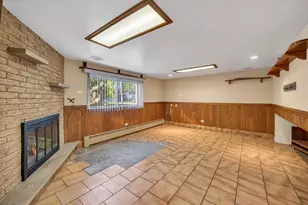 36 S Highview Ave, Addison, IL 60101 - Photo 16
