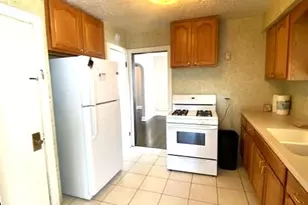 2428 S 17th Ave, Broadview, IL 60155 - Photo 6