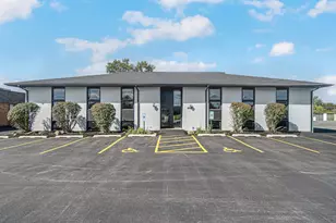17050 South Park Ave, South Holland, IL 60473 - Photo 1