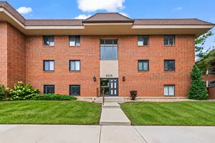 2335 S Main St, Lombard, IL 60148 - Photo 1