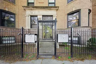 5203 S Indiana Ave, Chicago, IL 60615 - Photo 2