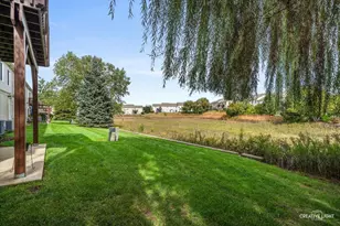 2268 Summerlin Dr, Aurora, IL 60503 - Photo 16