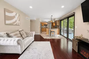 5N961 Ravine Dr, Saint Charles, IL 60175 - Photo 12