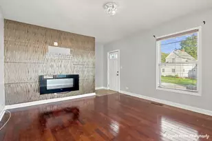 407 4th St, Waukegan, IL 60085 - Photo 2