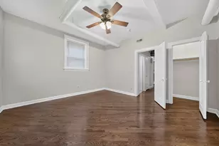 3325 N Lakewood Ave, Chicago, IL 60657 - Photo 10