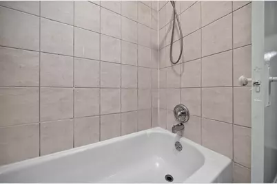 3325 N Lakewood Avenue #GDN, Chicago, IL 60657 - Photo 12