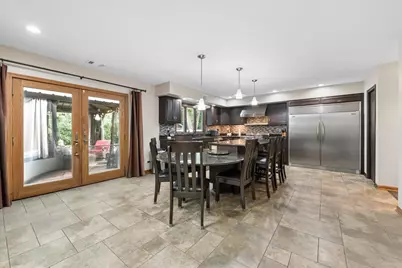 3318 Caroline Drive, Joliet, IL 60435 - Photo 4