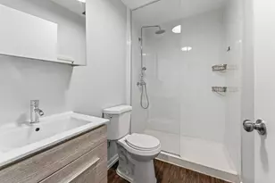 5411 N Winthrop Ave, Chicago, IL 60640 - Photo 8
