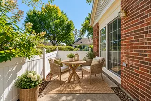 20921 W Blossom Ln, Plainfield, IL 60544 - Photo 2